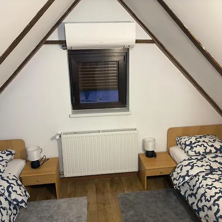 וילה Emi Lokve Homer