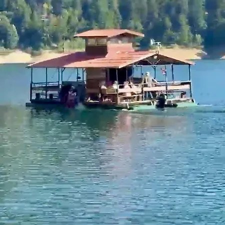 Emi Lokve Villa *